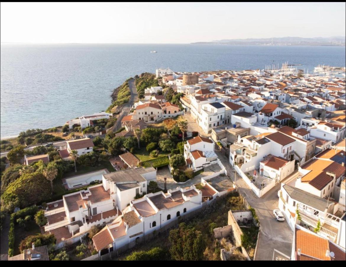 Le Nacchere Dimore A Portata Di Mare Calasetta Exterior foto
